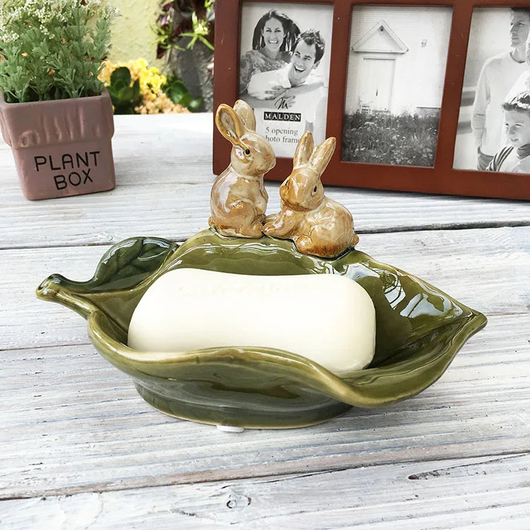 Zhenghan Porcelain Bunny Lovers Soap Dish Decorative Leaf Holder