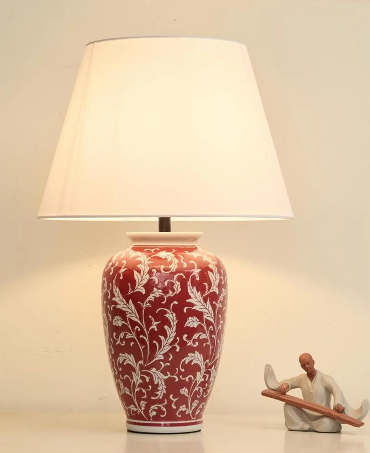 New Chinese-style ceramic table lamp, hand-painted blue and white porcelain, living room decorative lighting, cozy hotel bedroom