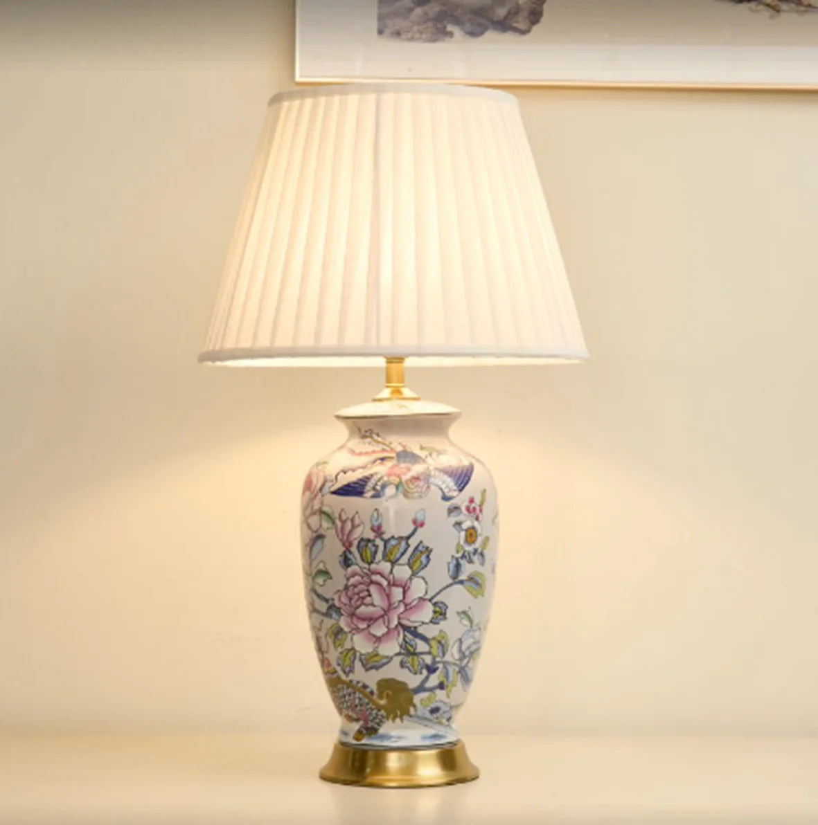 New Chinese-style ceramic table lamp, hand-painted blue and white porcelain, living room decorative lighting, cozy hotel bedroom